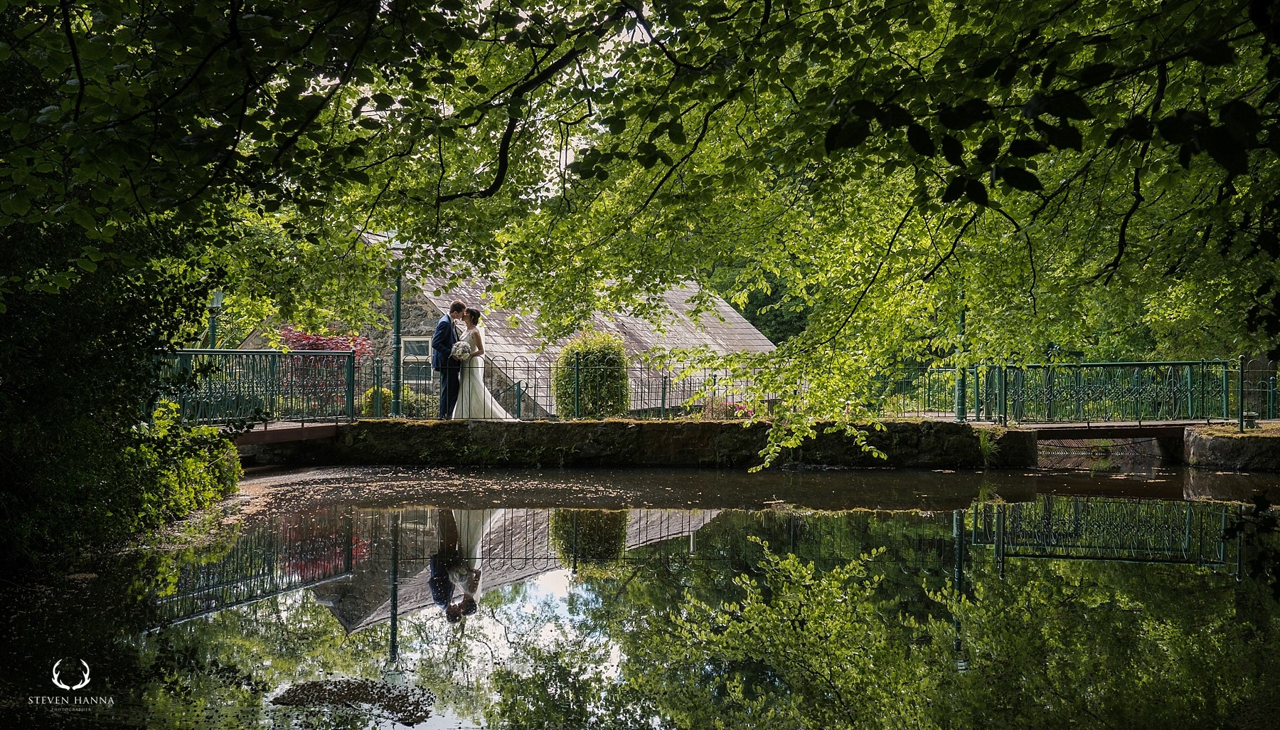 Weddings Ballymena – Choosing Your Wedding Photographer