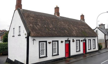 Homes Ballymena – Iconic Thatched Cottage for sale