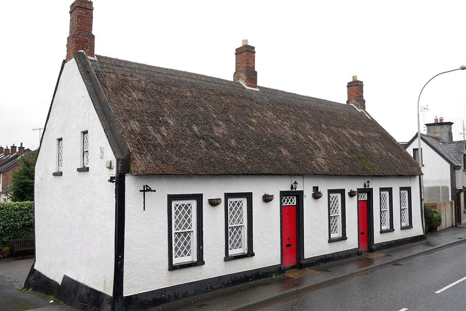 Homes Ballymena – Iconic Thatched Cottage for sale